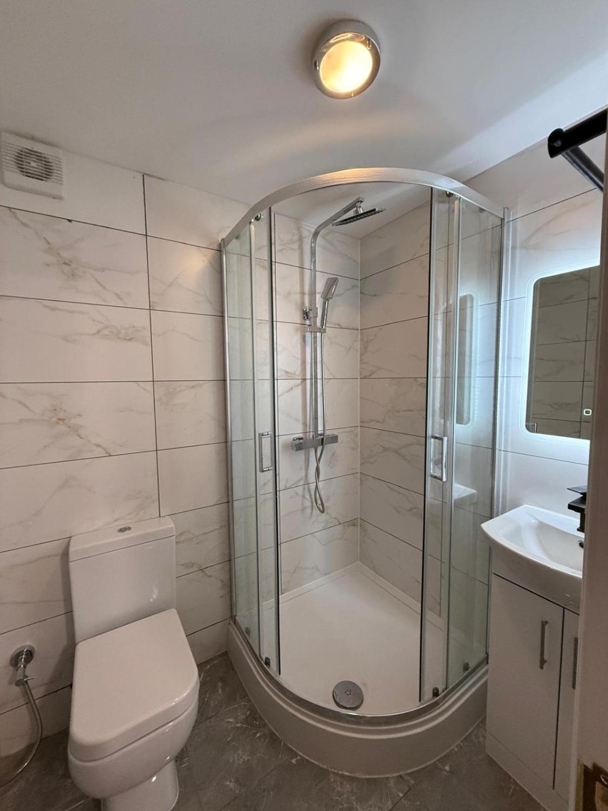 Guest Suite In Waterlooville Exteriör bild